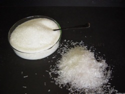 Competitive price 99% Monosodium glutamate 40-80mesh food additives from China